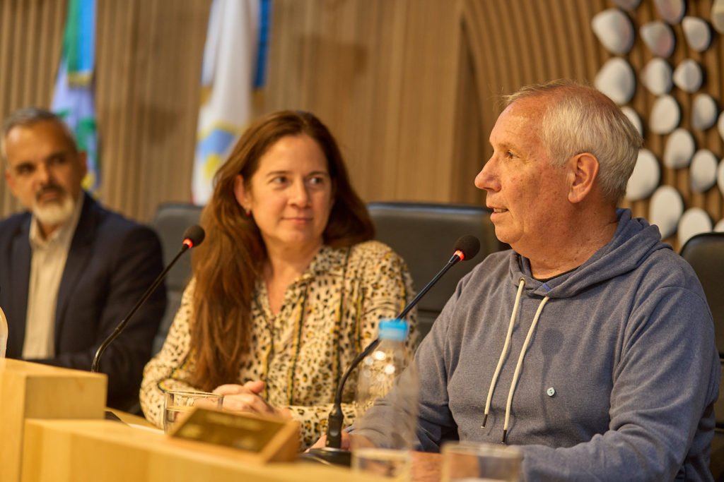 Se realizó una sesión especial por Malvinas y se reconoció a los veteranos